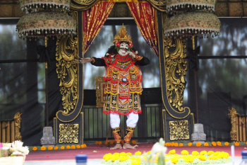 Lomba Tari Tenun, Jauk Manis dan Kendang Tunggal